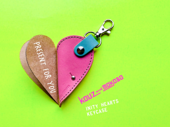 ▲ INITY Pounding ♡ 粉色和淺藍色“Ainity Hearts Key Case”Pounding Heart 第1張的照片