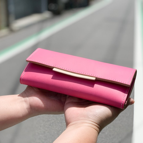 △OVER 乙女のトキメク・ブリッコ・ピンク「オーバーフラップ 長財布  