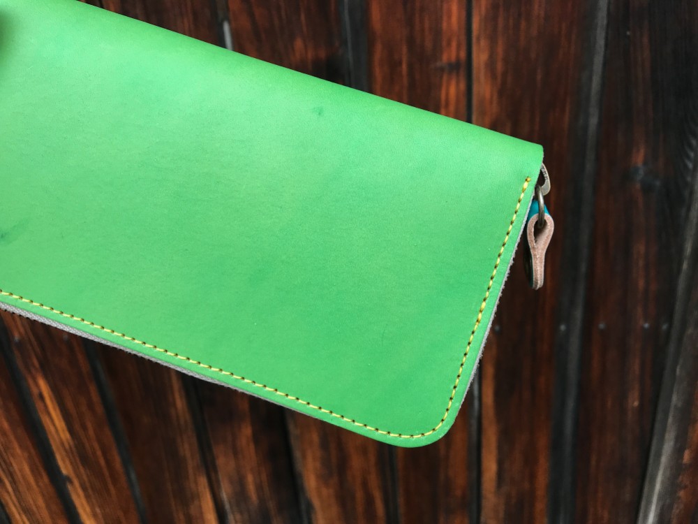 【送料無料】色を楽しむ使えるお財布！「ラウンドジップ 長財布」スマホもＯＫ！受注生産（RZW-GBHO-KYT-Y)Ⅲ