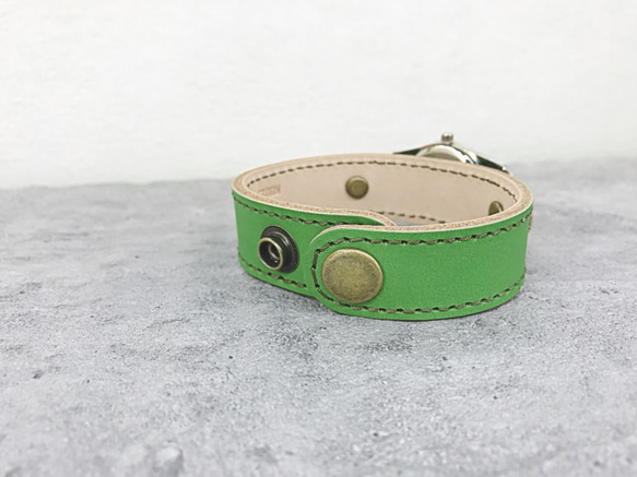 ▲STITCH ビンテージカジュアルに合わせる緑「ステッチラン 腕時計」見やすい文字盤（SRW-GWN-OA） 2枚目の画像