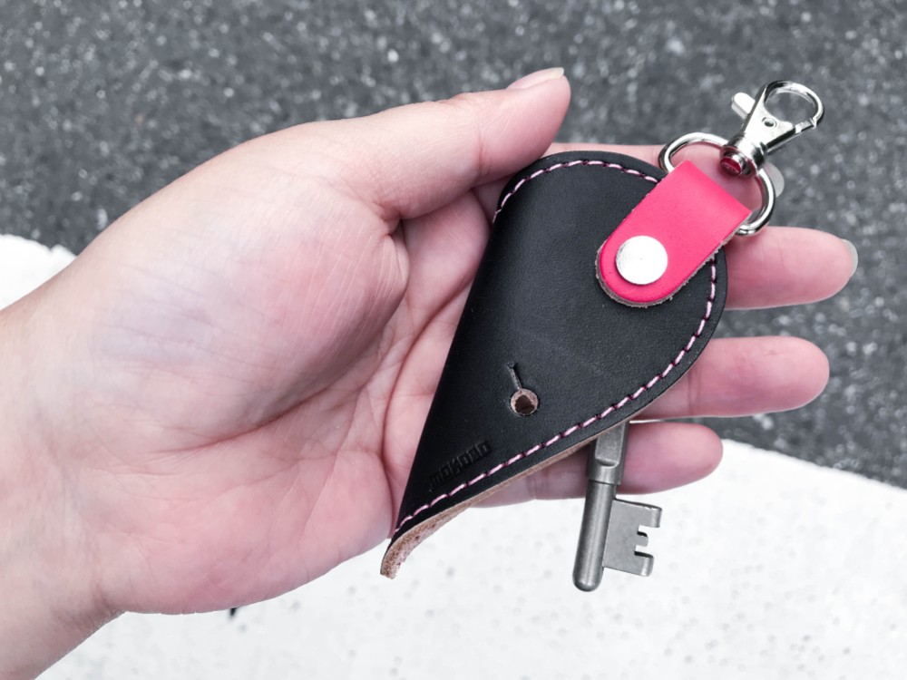 【送料無料】ペアで持てる2つのハート「アイニティーハーツスリムキーケース」受注生産(INK-KR-P*INK-RK-T）