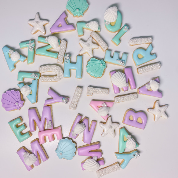 文字や数字5文字+貝殻のバースデーのアイシングクッキーセット 2枚目の画像