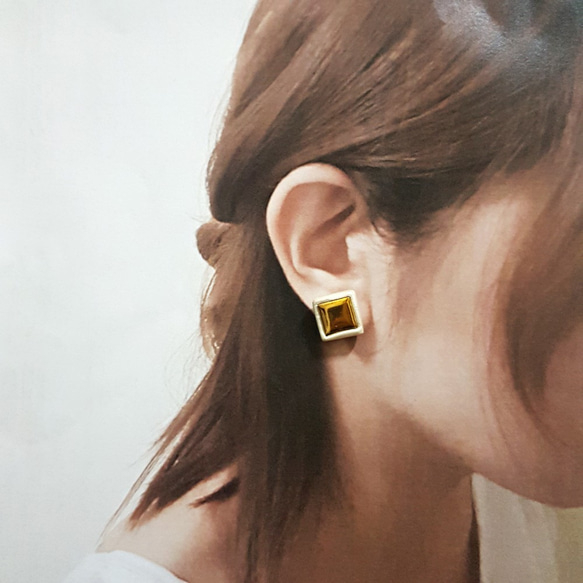 簡約中性男生耳環/鉚釘風格金色瓷磚手工耳環/耳釘/耳針/earrings 第4張的照片