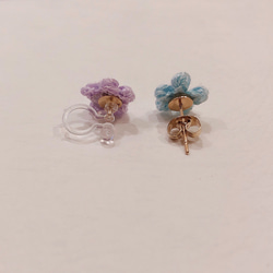 刺繡線手編/一朵小花耳環（一對） 第3張的照片