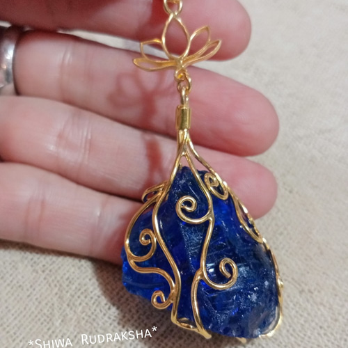 インドネシア産アンダラクリスタル✴︎ペンダントトップ 女神巻き® インドネシア産アンダラクリスタル クリアレッド ペンダント