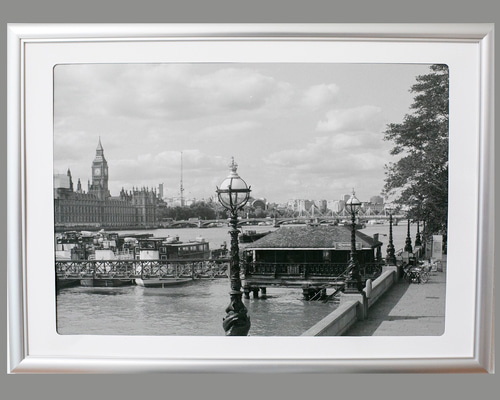 ロンドンの街並み(白黒アートポスターA4/A3) 写真・グラフィック MK