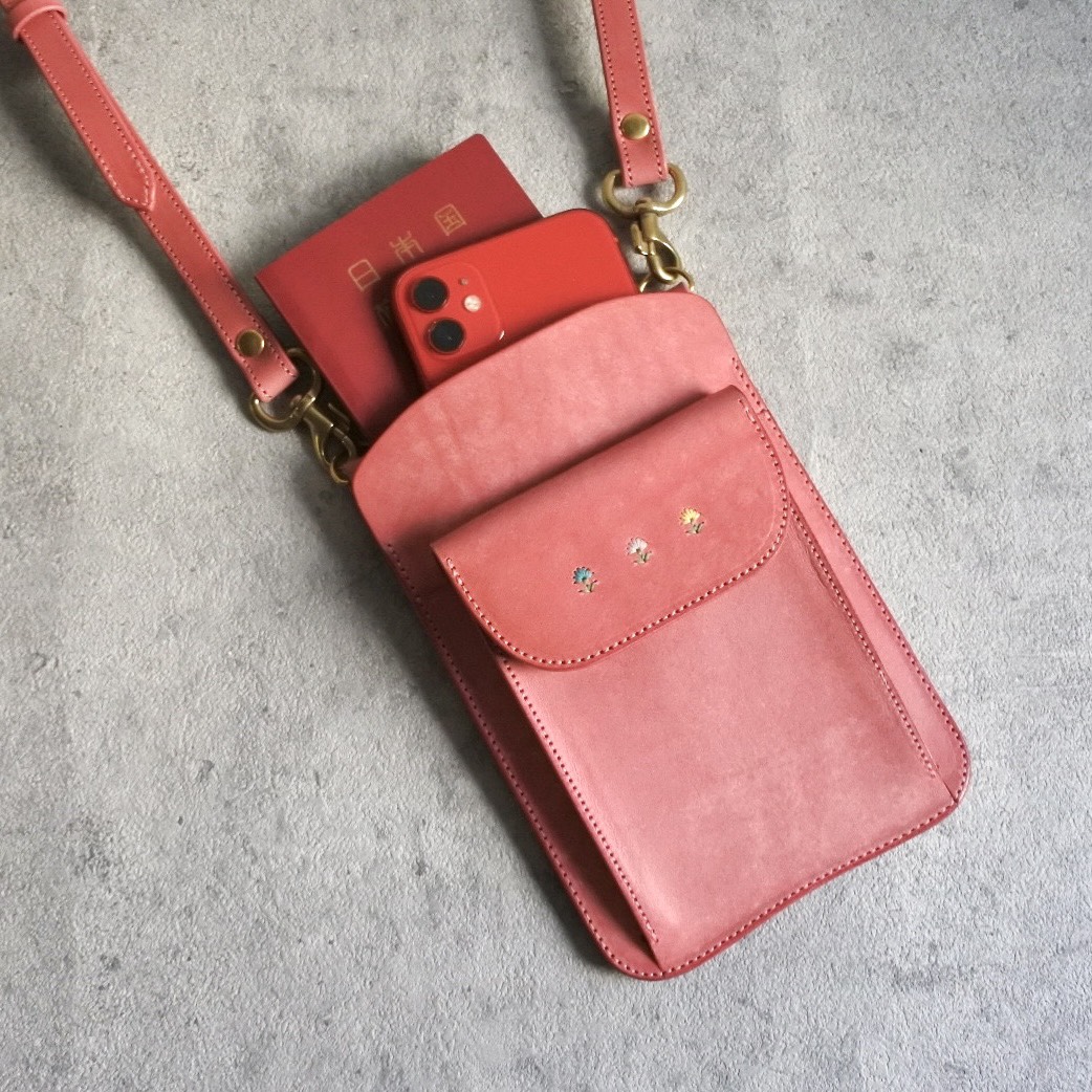 薄型スマートフォン ポシェット 手縫い刺繍 ローズ