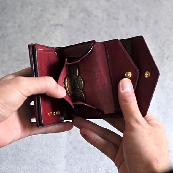 コインケース取り外し式 お札が折れないコンパクト財布 ワインレッド 4枚目の画像