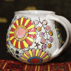 カラフル 金がキラキラ輝く蓋付き陶器カップ 作品番号009 マグカップ