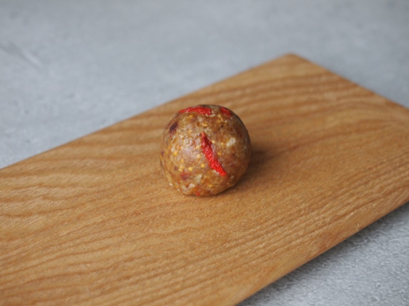 大人気のイチジク、くるみ！「ninmari balls -fig × walnut-」 5個セット 1枚目の画像