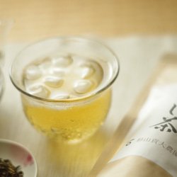 夏はボトルで水出し！杉山貢大農園の「ほうじ茶50g」&茶こし付き耐熱ボトルセット 5枚目の画像