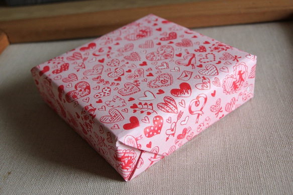 ＊複数ご注文で1枚サービス！＊ハート柄包装紙　バレンタイン　A3サイズ4枚 3枚目の画像