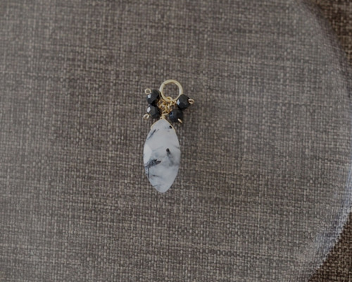 14kgf：ブラックスピネルとブラックトルマリンクォーツのペンダント