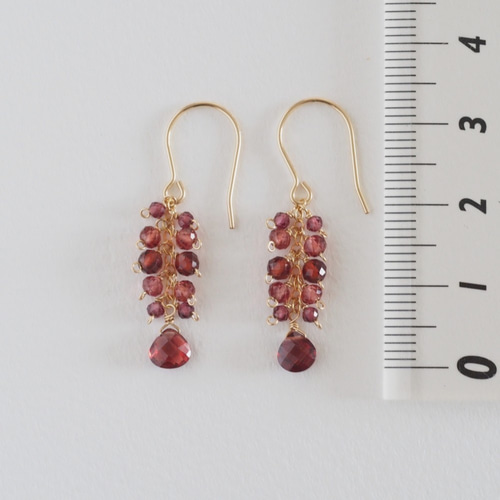 【天然石＊2色のガーネット＆トルマリン・ピアス】No.123 天然石＊2色のガーネット＆トルマリン・ピアス】No.123 天然石＊2色の