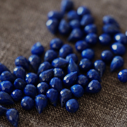 14kgf：ラピスラズリとカーネリアンのピアス（イヤリング）№9097 12月