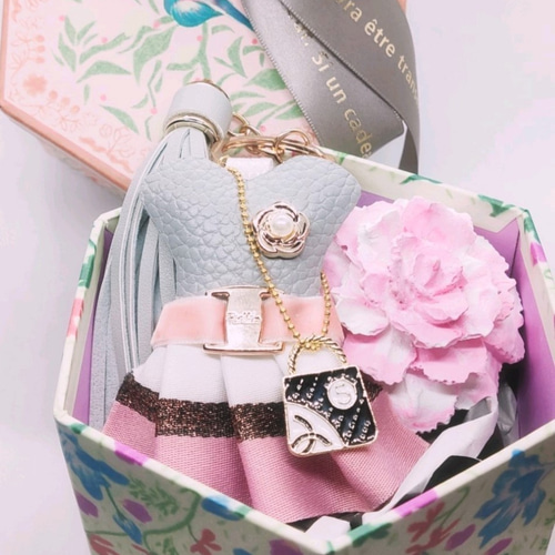 手作りキット♡「ドレッシーチャーム」バッグチャーム タッセル付き