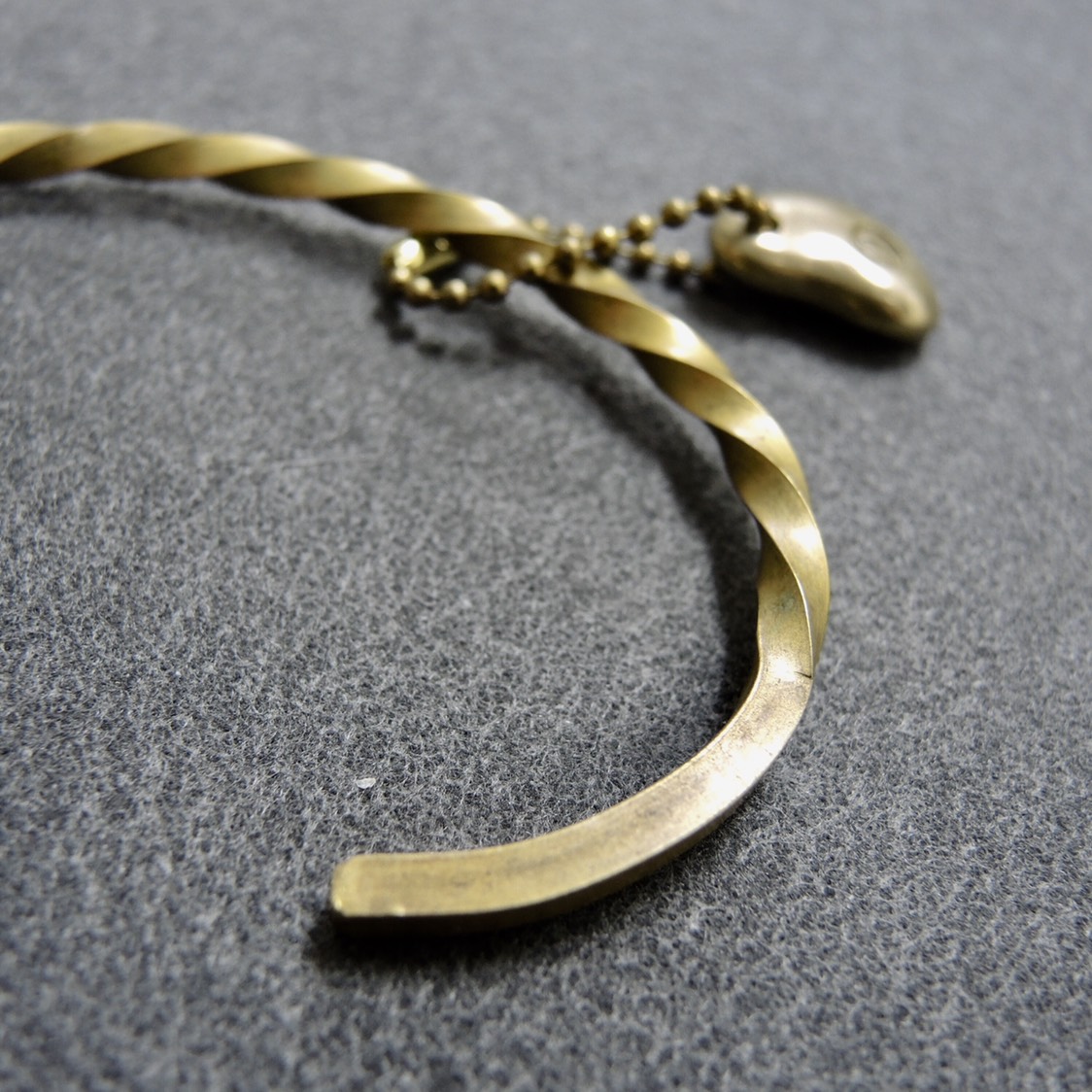 真鍮 ねじりバングル Lサイズ 《KBG-003-B》