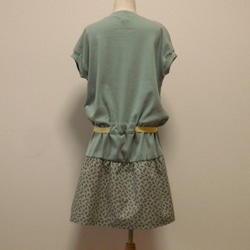 【子供服セット販売】150サイズ 春コートとワンピースのセット 9枚目の画像