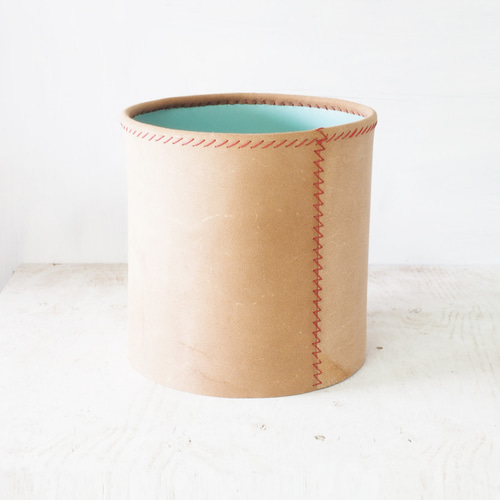 即納＞手縫いレザーダストボックスA（水色）直径27×高さ26cm/本革（牛