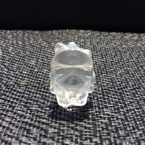 天然石オブジェ^ - ^ノ 縁起が良い】タヌキの水晶オブジェ 天然石 天然石Pia 通販 5933339