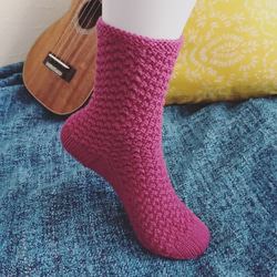 コットン100% つぶつぶ模様編み 夏の靴下 2枚目の画像