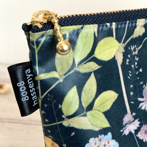 20cmポーチ（まち付き） リバティプリント＜イルマ ダークネイビー  