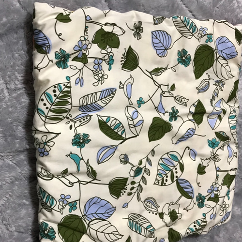 パッチワークのモコモコクッション クッション・クッションカバー