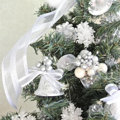 華やか♡ 雪の結晶 シルバーベル スノーシルバー ミンクファー