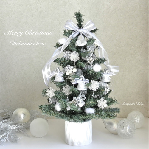 華やか♡ 雪の結晶 シルバーベル スノーシルバー ミンクファー