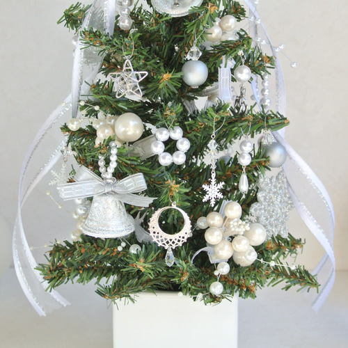 ホワイトリボン シルバーベル・クリスマスツリー Petit Tree