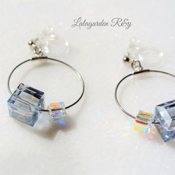 Blue Cube  Earrings 　イヤリング　樹脂イヤリング　109 1枚目の画像