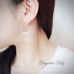 Gold Cube  Earrings 　イヤリング　樹脂イヤリング　R&y108 4枚目の画像