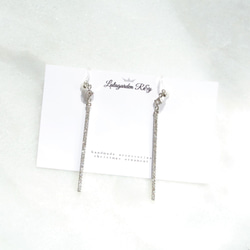 shining rhinestone bar earrings キラキラ ラインストーン バー イヤリング ピアス 樹脂 2枚目の画像