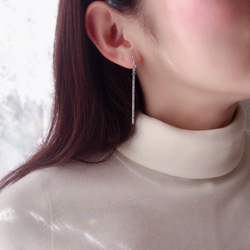 shining rhinestone bar earrings キラキラ ラインストーン バー イヤリング ピアス 樹脂 3枚目の画像