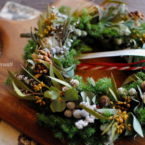 クリスマスリース 実物とネイティブフラワーがおしゃれ☆ ドライ