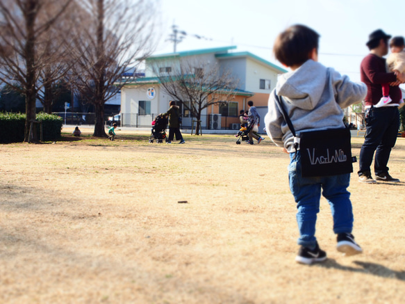 ハンドメイド お子様サコッシュ 3枚目の画像