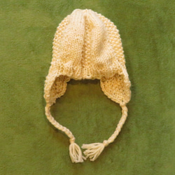 帽子屋さんが作る本格手編みニット　耳当て付きニット帽子 1枚目の画像