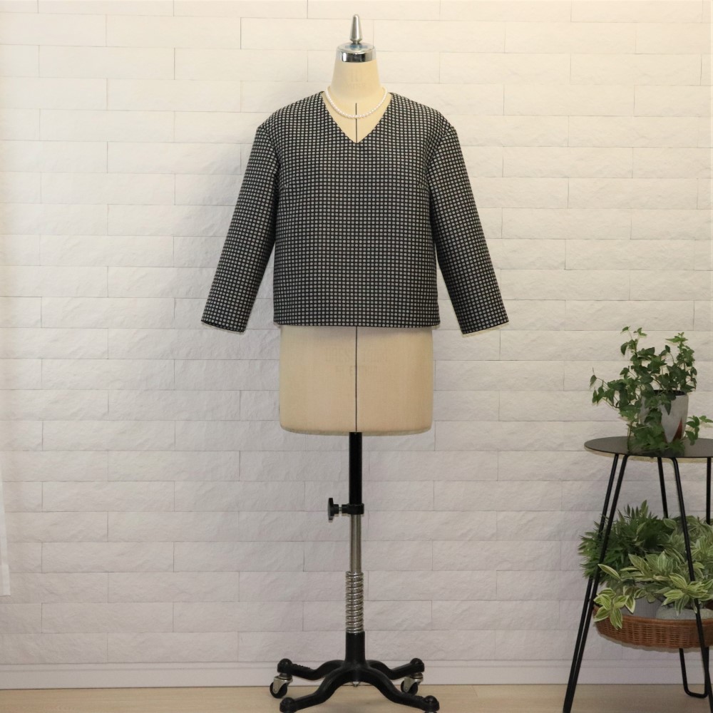 9分袖Vネックミニマルトップス　素材名:デンスドット（ブラウン／ブラック）