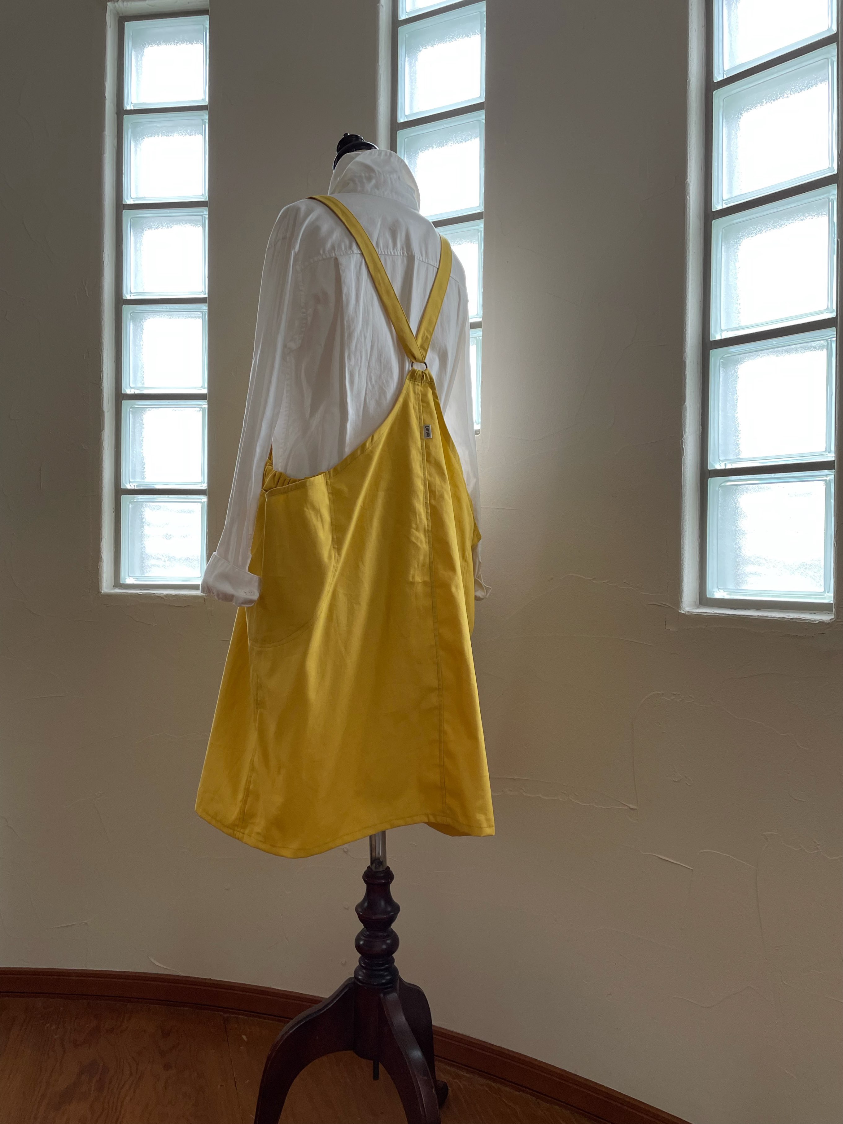 M　●綿100％　バナナイエロー　エプロン　エプロンワンピース　仕事　キッチン　カフェ