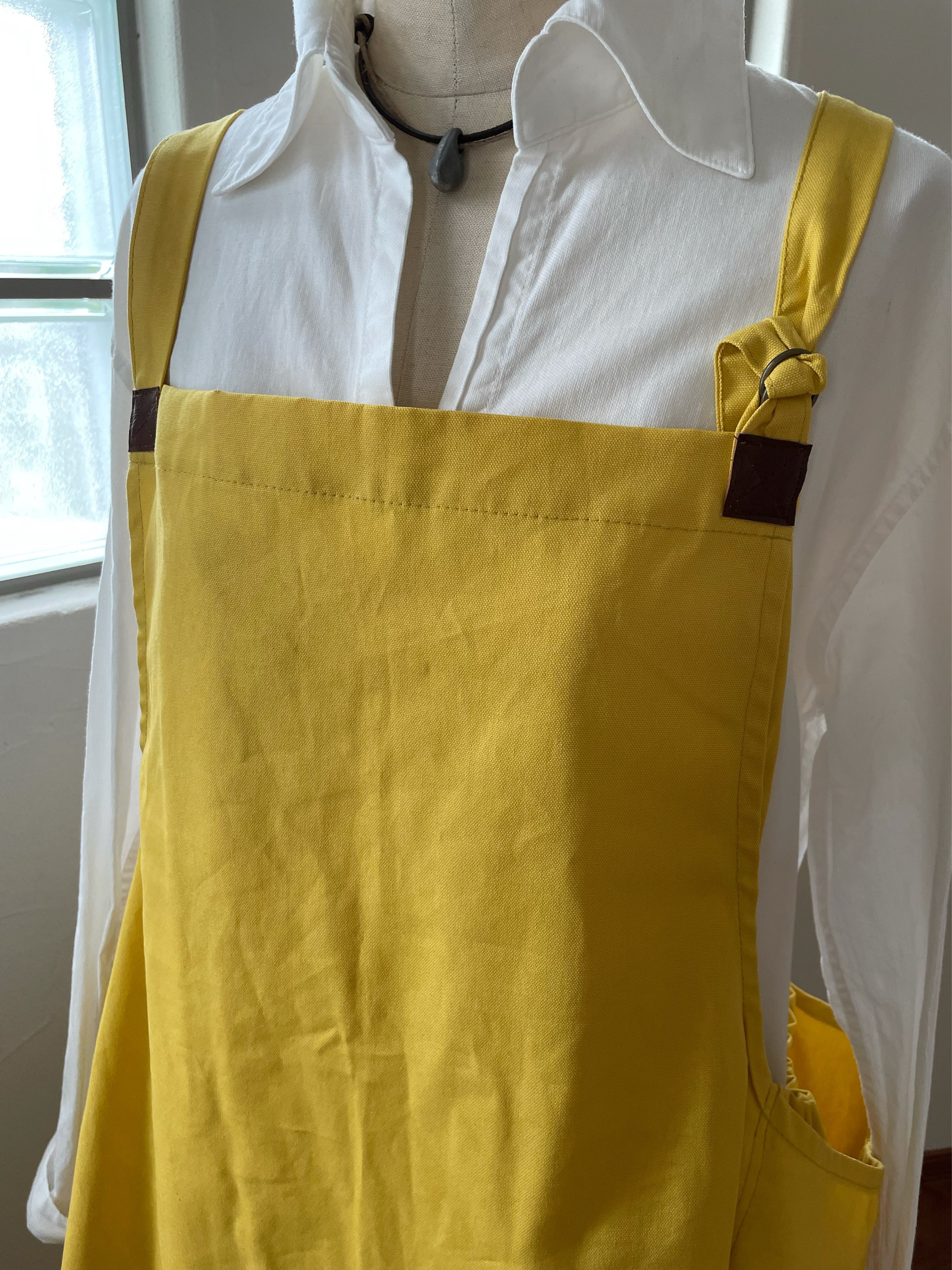 L　●綿100％　バナナイエロー　エプロン　エプロンワンピース　仕事　キッチン　カフェ