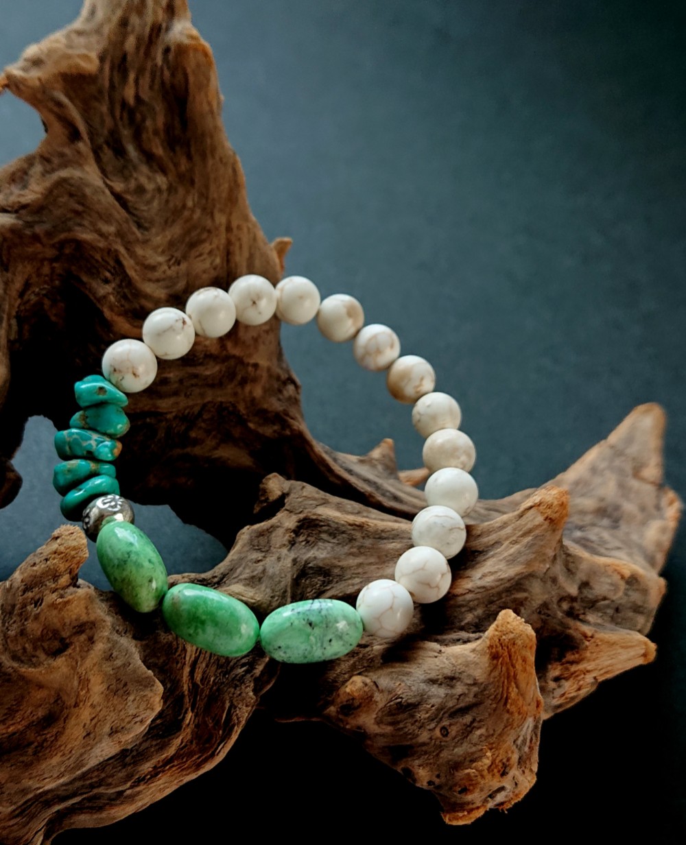*バリサイトとターコイズのブレスレット