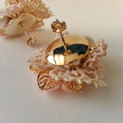 [定做]棉珍珠花花束/耳環S（珊瑚粉） 第3張的照片