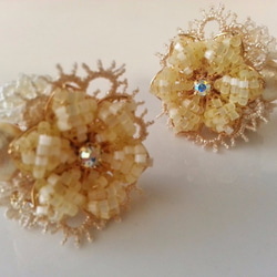 [定做]棉珍珠花花束/耳環S（黃色） 第2張的照片