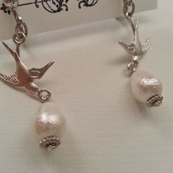 棉花珍珠×燕子銀耳環 第1張的照片