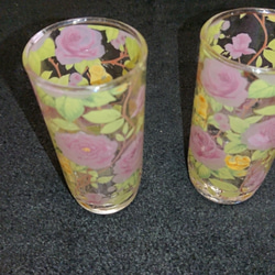 薔薇柄グラス小 二個セット 2枚目の画像