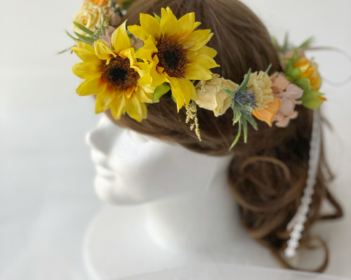 まぴ様のご確認用です♡ひまわり花かんむり ひまわり花かんむり♡向日葵の通販 by ❀mi❀flower♡happy