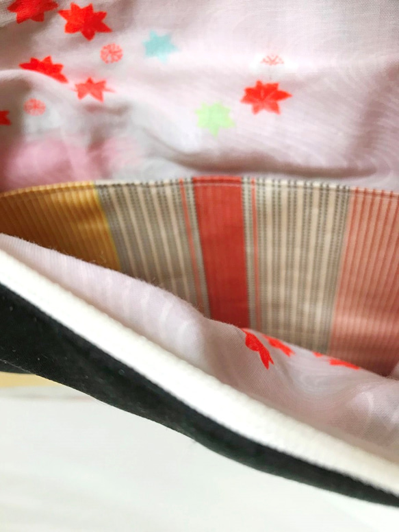 帯リメイク　古き良き時代のヴィンテージ　正絹　2種類の帯使用　クラッチバッグ　ポーチ　日常使いに 4枚目の画像