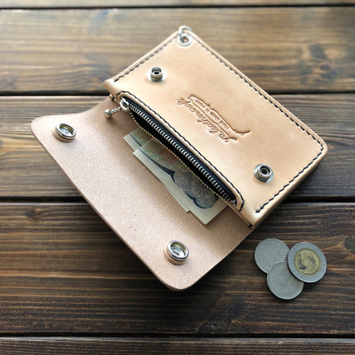 【無骨×上質】丘染めブラック／ミドルトラッカーウォレット（ハンドメイド本革） ヌメ革/丘染めBLACK ミドルトラッカーウォレット】 二つ折り財布 yc_