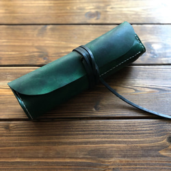 ヌメ革/丘染めBLACK ミドルトラッカーウォレット】 二つ折り財布 yc_