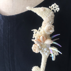 人魚の胸飾り brooch 2枚目の画像